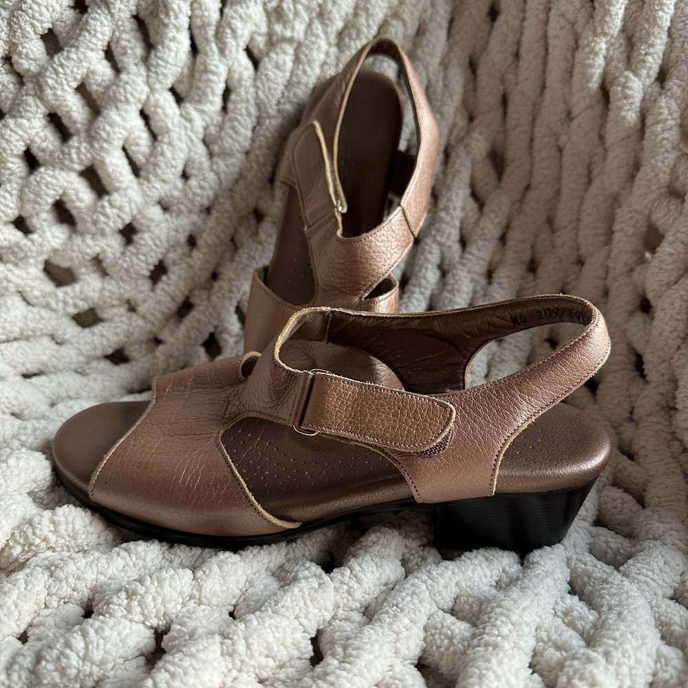 SAS sandals